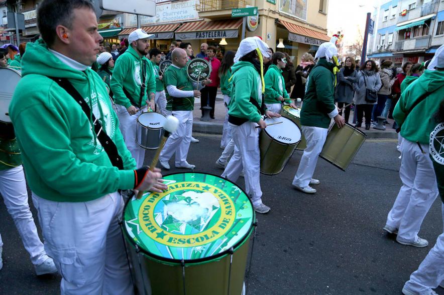 Desfile de Carnaval 2018 - Imagen de un grupo de personas disfrazadas en un momento del desfile.