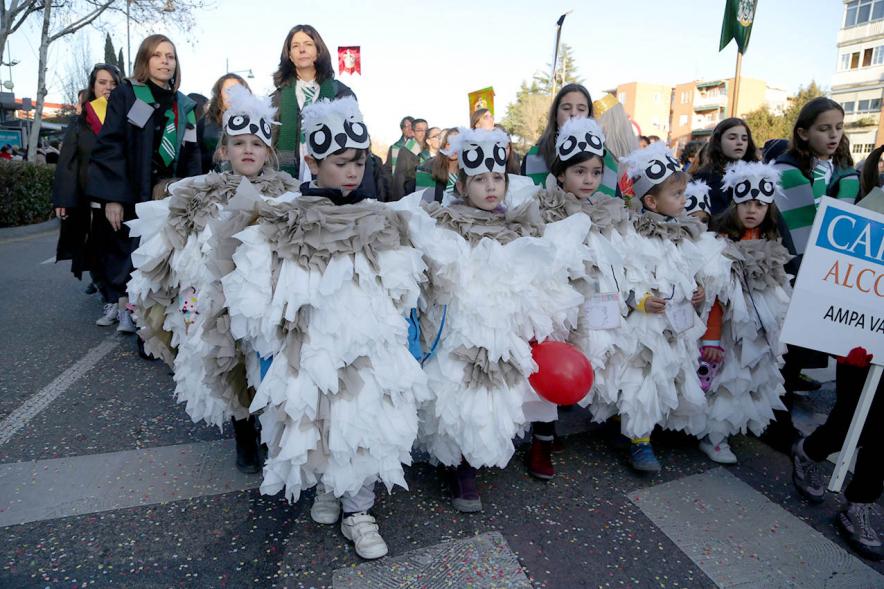 Desfile de Carnaval 2018 - Imagen de un grupo de personas disfrazadas en un momento del desfile.