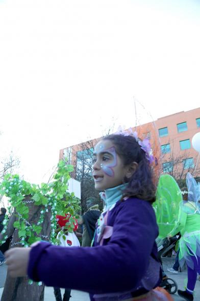 Desfile de Carnaval 2018 - Imagen primer plano de una niña disfrazada.
