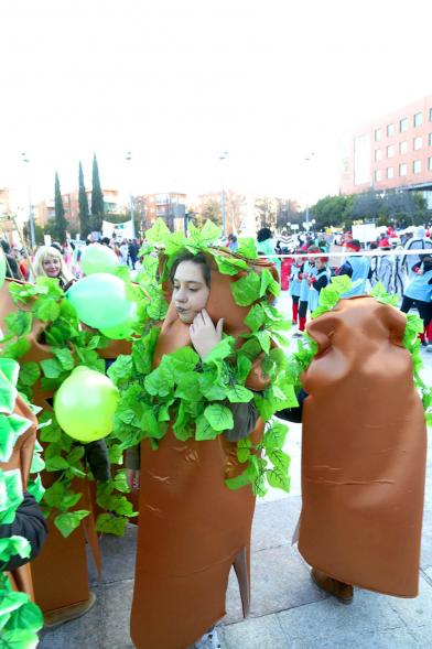 Desfile de Carnaval 2018 - Imagen de un grupo de personas disfrazadas en un momento del desfile.