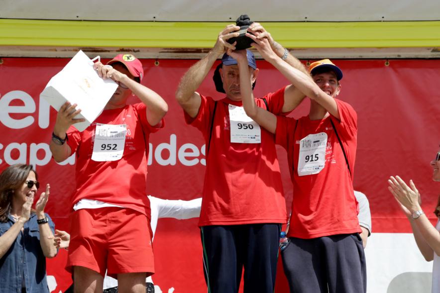 Carrera de las Capacidades -  Pódium  con los ganadores.