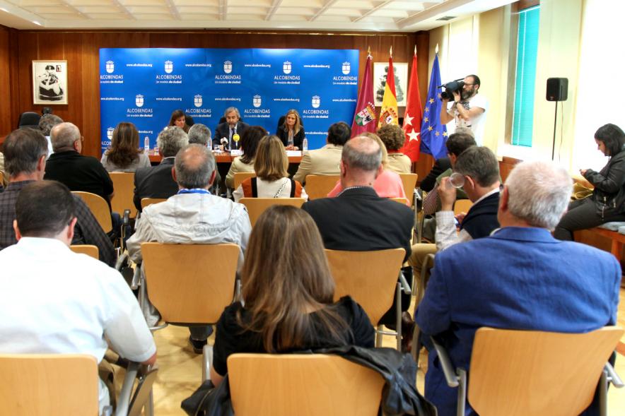 Presentación Carrera "Jóvenes contra la Violencia" - Panorámica del acto.