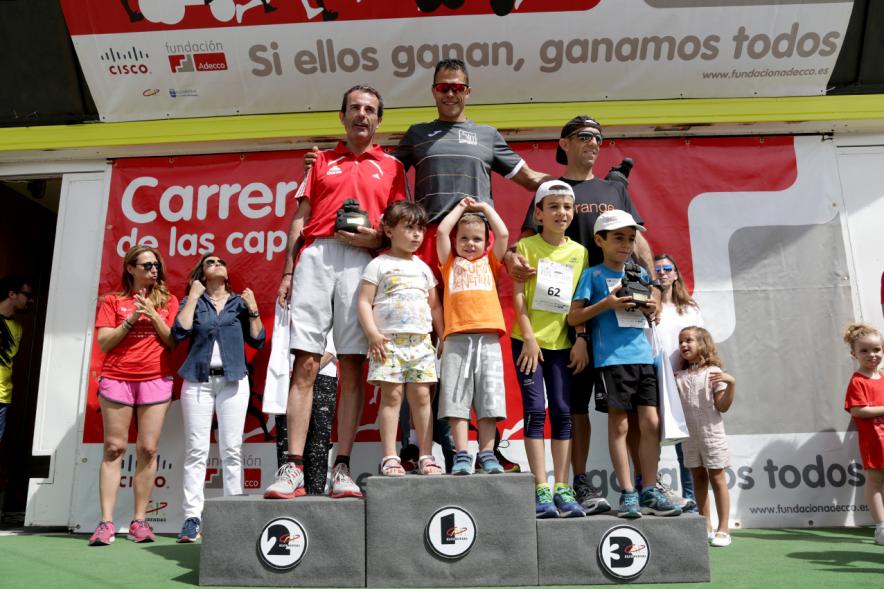 Carrera de las Capacidades -  Pódium  con los ganadores y compañeros.