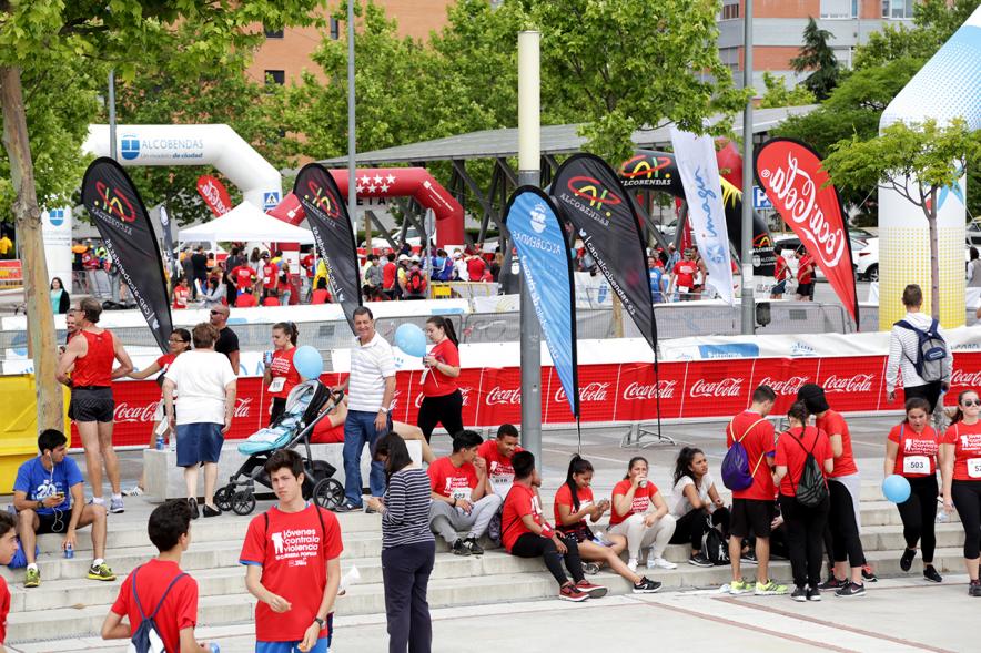 XIª Carrera Popular Alcobendas Gran Ciudad y IIIª Jóvenes Contra la Violencia - Imagen del público asistente al evento.