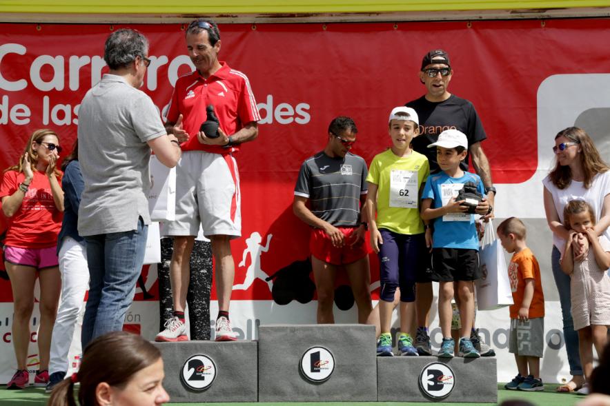 Carrera de las Capacidades -   Pódium  con los ganadores y compañeros.