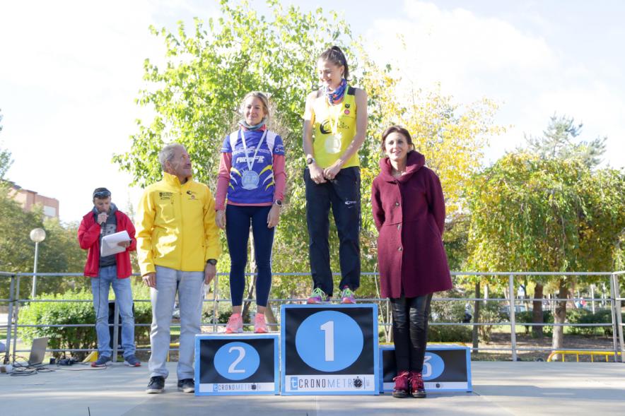 Carrera Rápida Rey de las Populares - Imagen de premiados en el pódium.