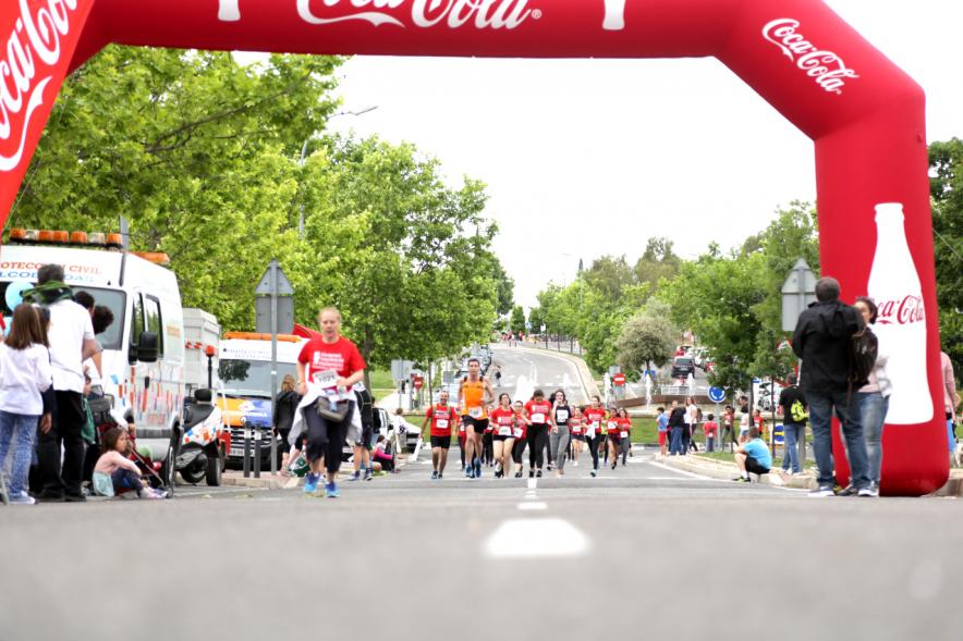 XIª Carrera Popular Alcobendas Gran Ciudad y IIIª Jóvenes Contra la Violencia - Imagen de corredores en un momento de la carrera.