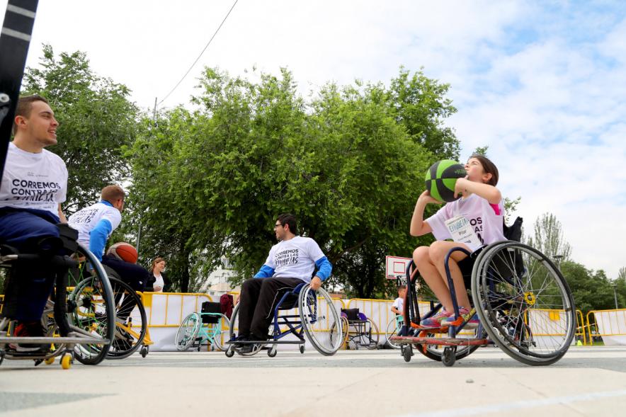 Carrera de las Capacidades 2018 -  Baloncestistas en silla de ruedas.