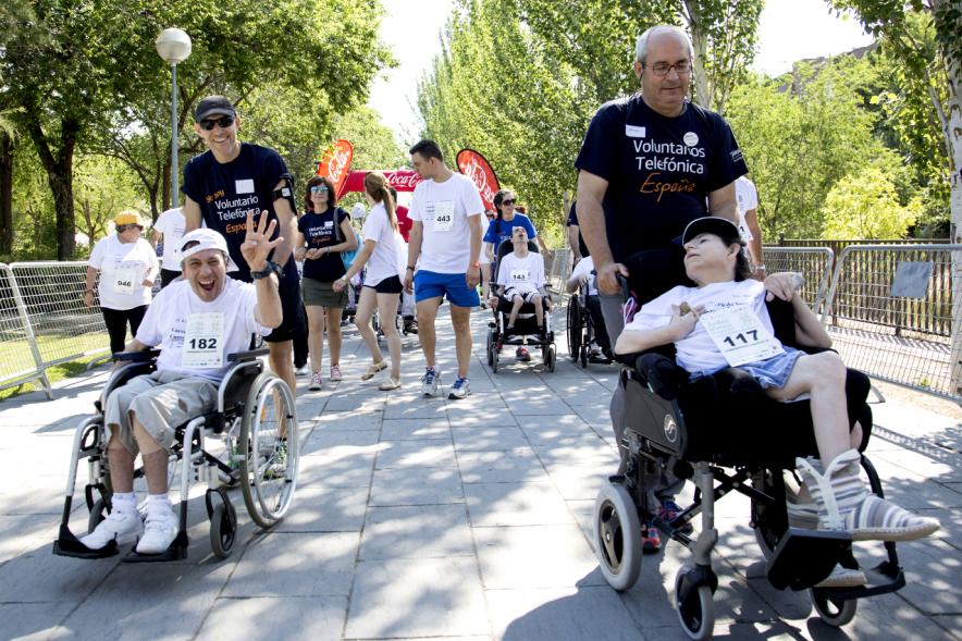 Carrera de las Capacidades 2017 -  Corredores y sus acompañantes.
