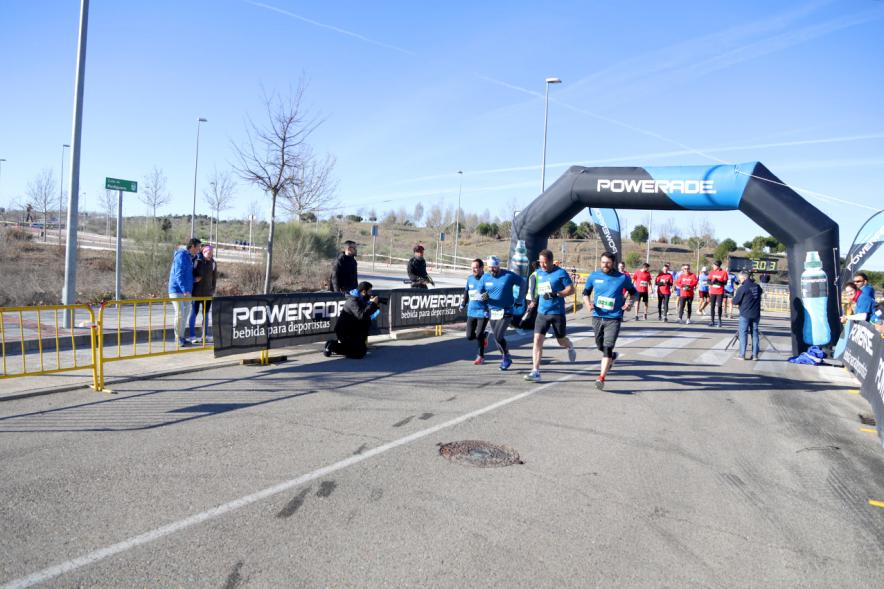 Carrera de la Empresas - Imagen de un grupo de corredores del mismo equipo.