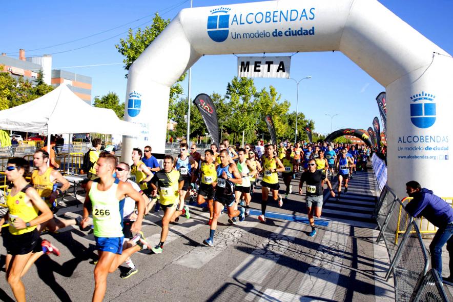 XIII Carrera Popular Alcobendas Gran Ciudad -Imagen de un momento de un momento de la carrera.