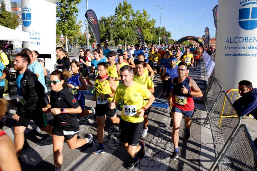 XIII Carrera Popular Alcobendas Gran Ciudad -Imagen de un momento de un momento de la carrera.