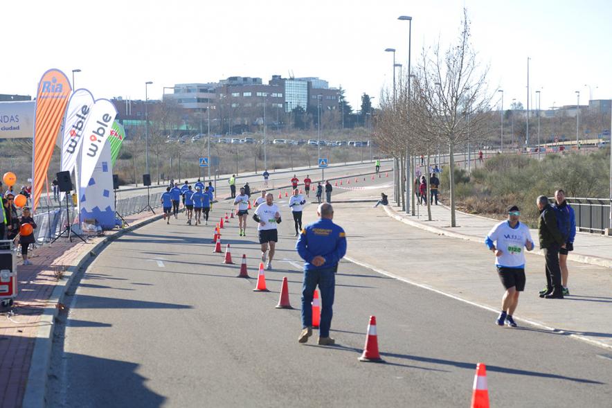 Carrera de la Empresas - Imagen de una parte del recorrido con dos direcciones.