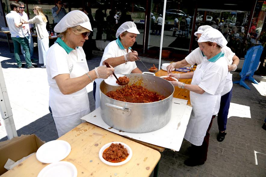 Cocineras. Carillada Casa de Extremadura en La Esfera