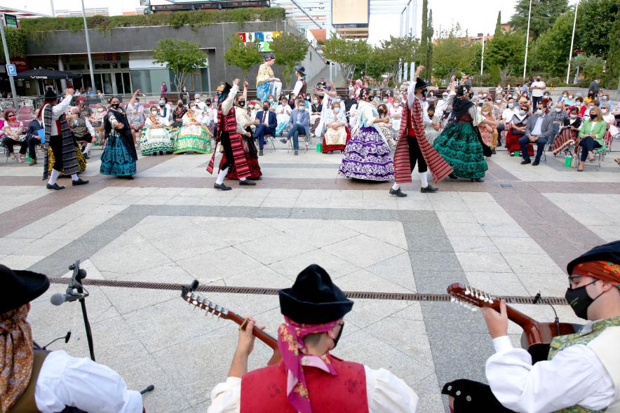 Semana Murciana - Fiesta de la Fuensanta - Baile tradicional con la música de la tierra.