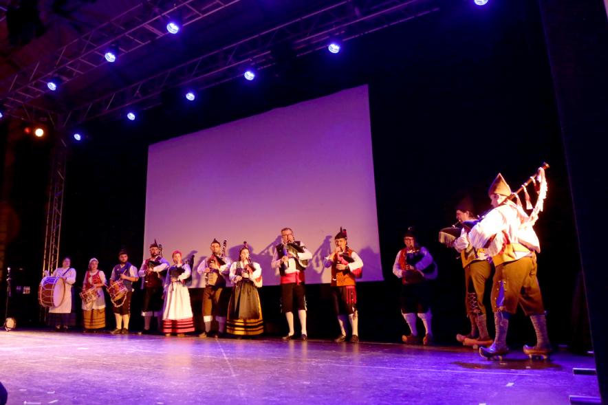Artistas en el escenario