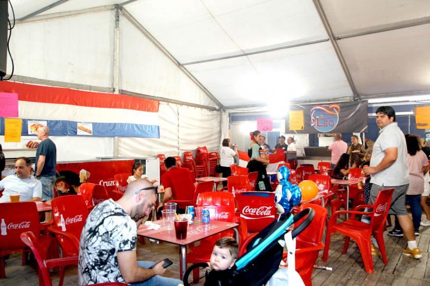 Vista general de la caseta de Paraguay durante las fiestas de San Isidro 2019
