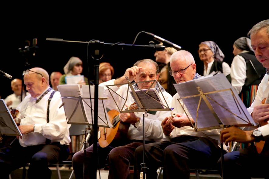 Vista general de grupo musical participante. Certamen de Villancicos Castellano Manchegos – 2019