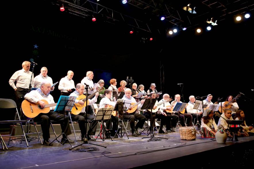 Vista general de grupo musical y coral participante. Certamen de Villancicos Castellano Manchegos – 2019