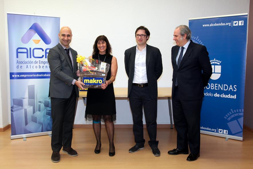 Entrega de Cestas de la Campaña "Días de Guiso y Cuchara" -  Recepción del premio.