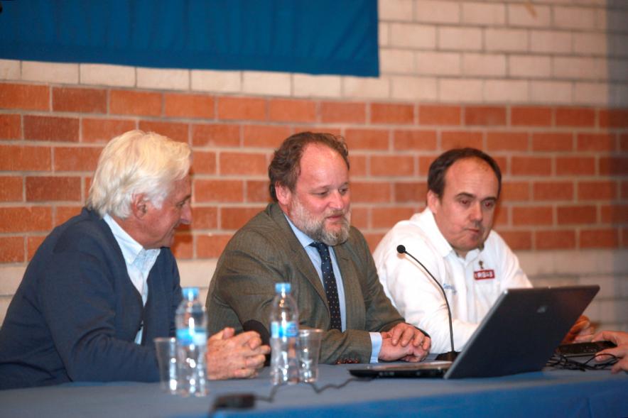 Charla del Dr. Roberto Canesa Superviviente del Accidente Aéreo en los Andes 