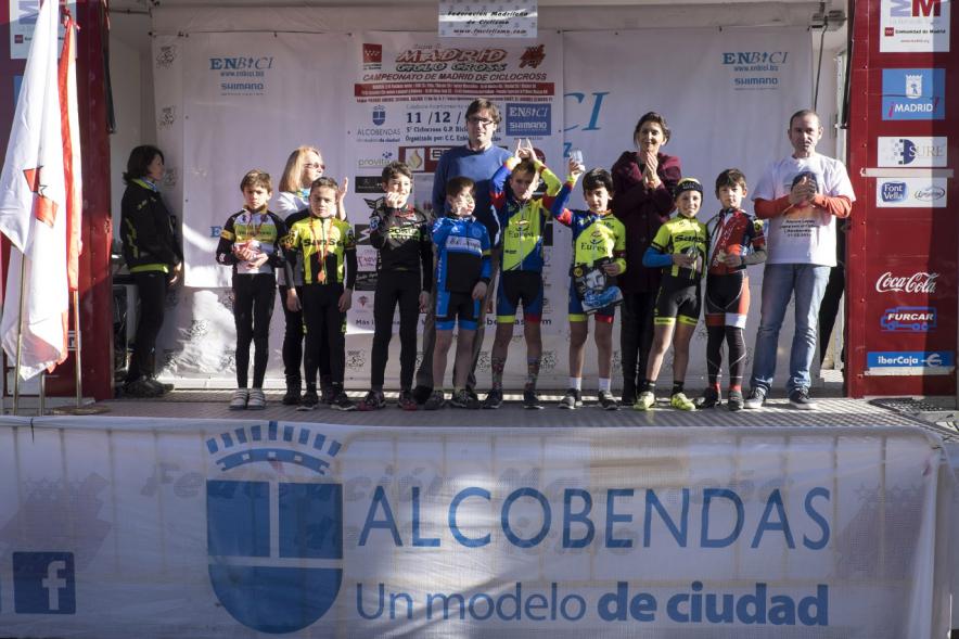 Campeonato de Madrid de Ciclocross -Imagen del pódium con los ganadores masculinos.