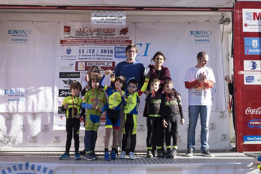 Campeonato de Madrid de Ciclocross - Imagen del pódium con los ganadores masculinos.