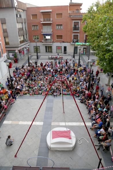 Visión aérea del espectáculo y el publico. 
