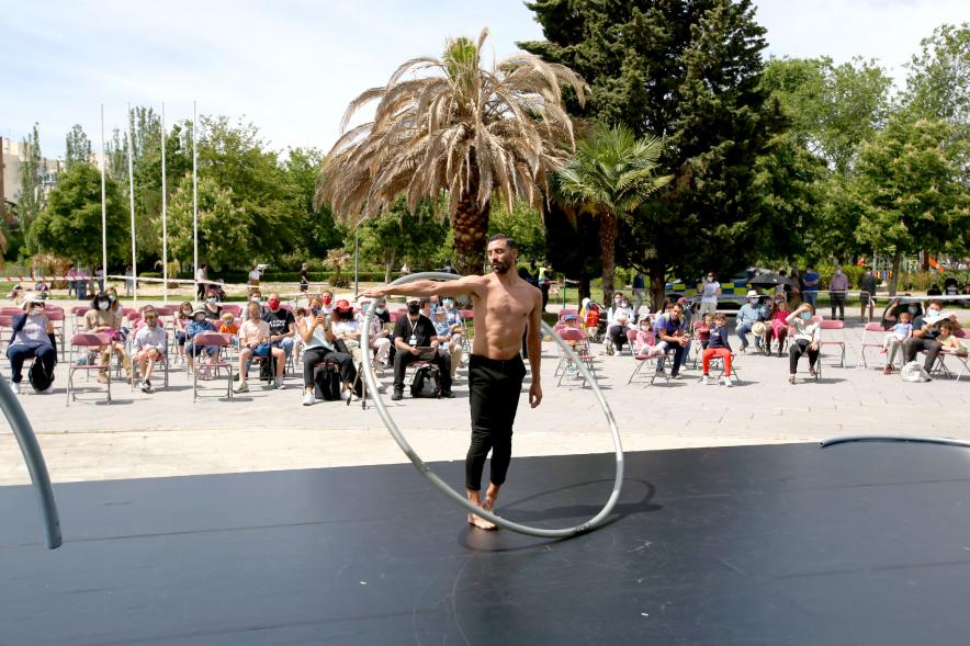 Artista en el escenario