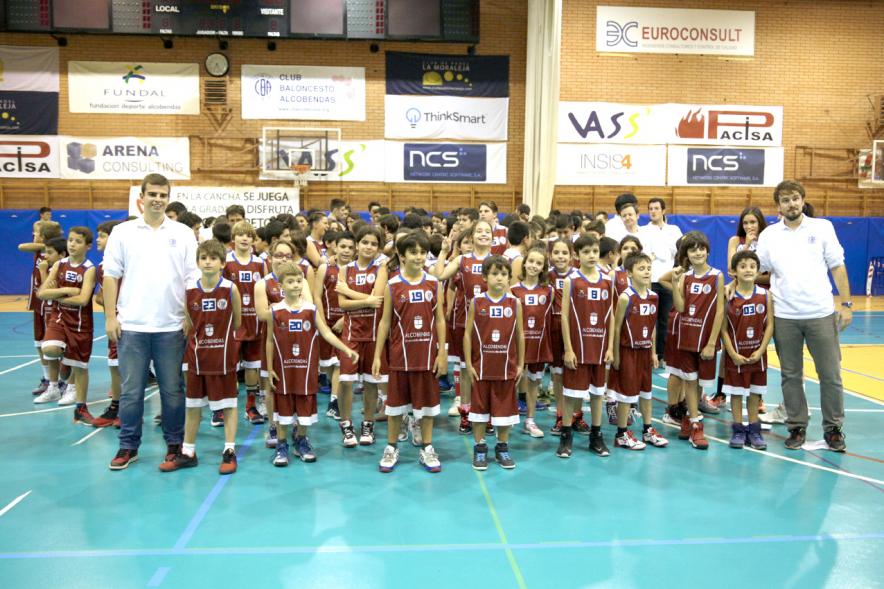 Los más pequeños esperando su turno