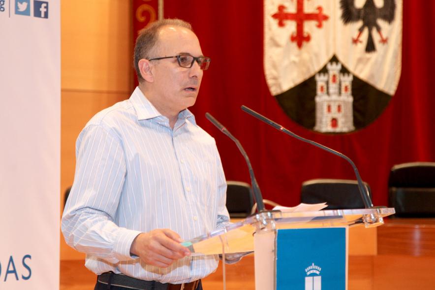 Recepción del Club de Esgrima Alcobendas - Agradecimientos del director del equipo