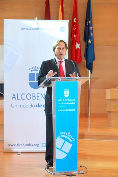 Recepción Club Patín Alcobendas en el Salón de Actos -  Discurso del alcalde.