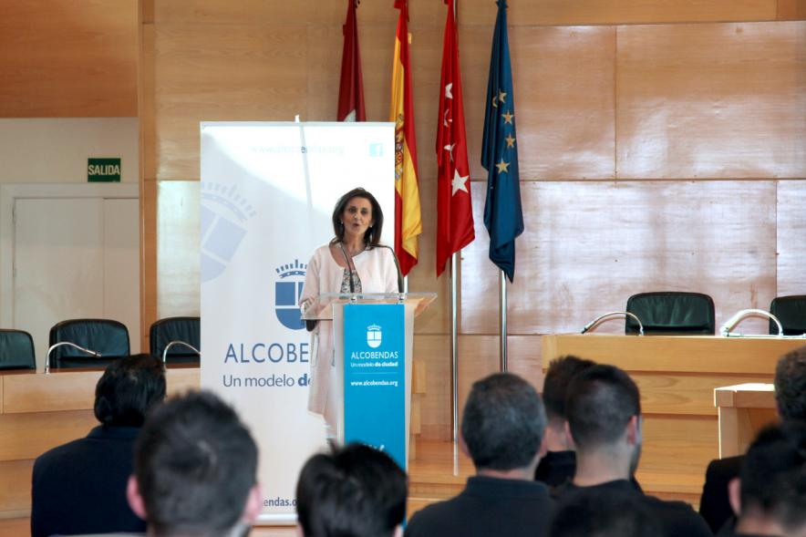 Recepción Club Patín Alcobendas en el Salón de Actos - Discurso de la concejal.