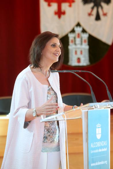 Recepción Club Patín Alcobendas en el Salón de Actos -   Discurso de la concejal.