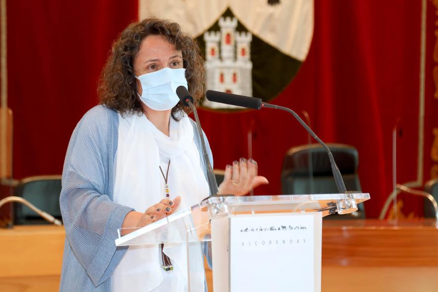 Recepción del Club Patín Alcobendas - Imagen de un momento del discurso de Rosa Medina, la nueva presidenta del Club Patín Alcobendas.