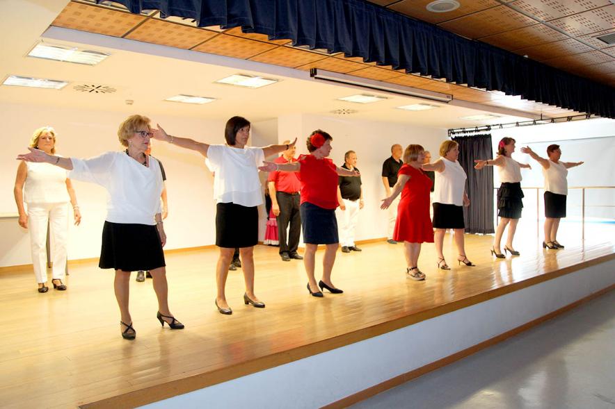 Actuación durante la Fiesta de Fin de Curso. 