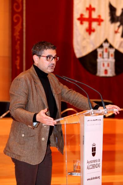 Recepción del Equipo de Natación - Primer plano del discurso del alcalde Sánchez Acera.