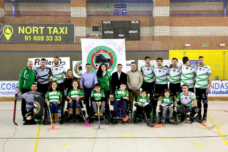 Categoría Senior masculina con equipo adaptado y delegación municipal