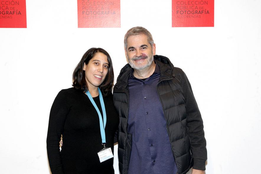 Presentación e Inauguración Exposición 25 Aniversario Colección de Fotografía de Alcobendas - Imagen de varios artistas posando en el photocall de la Exposición 25 Aniversario Colección de Fotografía de Alcobendas.