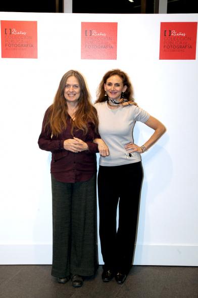 Presentación e Inauguración Exposición 25 Aniversario Colección de Fotografía de Alcobendas - Imagen de varios artistas posando en el photocall de la Exposición 25 Aniversario Colección de Fotografía de Alcobendas.