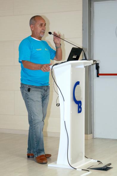 Presentación del Equipo de Atletismo del Colegio Base -  Discurso de un organizador.