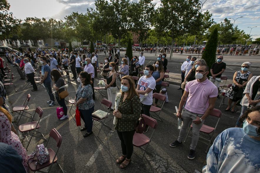 Vista general de los asistentes al Homenaje a las Victimas del Covid-19 (II) - 2019
