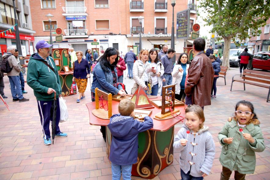 Vista general de la feria. Comercios Mágicos - 2019