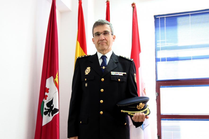  Nuevo Comisario de Policía Nacional Rafael Gassó Peralta .