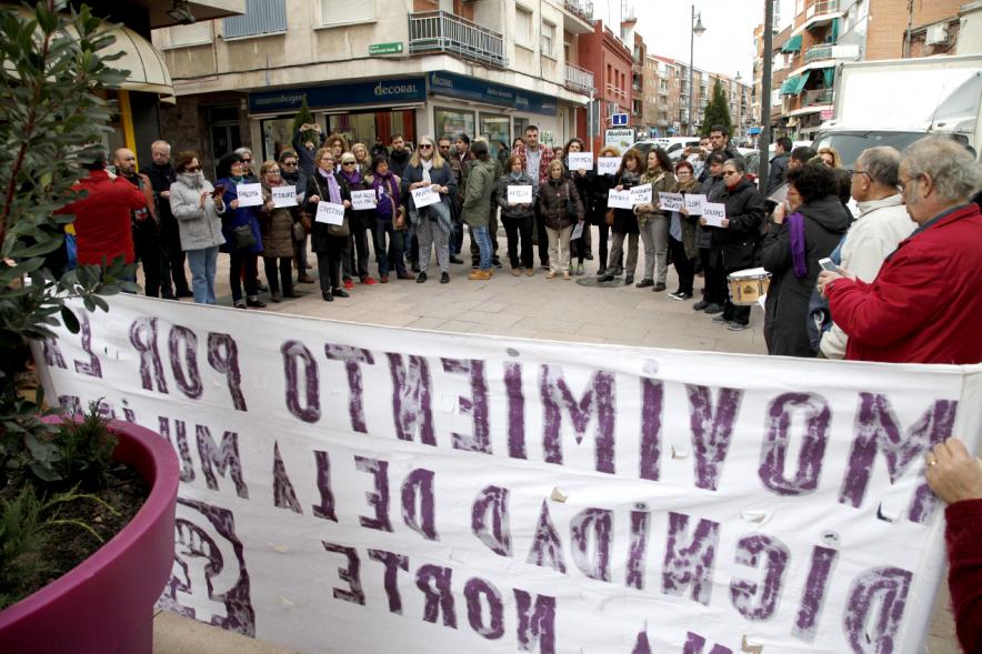 oncentración contra el Terrorismo Machista -Pancartas y mensajes.