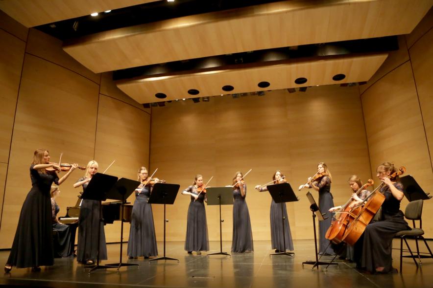 Concierto Orquesta de Mujeres - Imagen de la actuación de la orquesta.