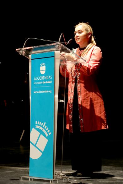 Presentadora del evento.  