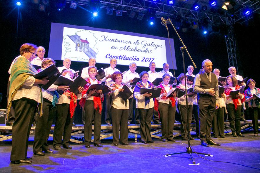 Concierto de la Constitución de la Xuntanza de Galegos 2017 - Imagen de un momento de la actuación de una coral.