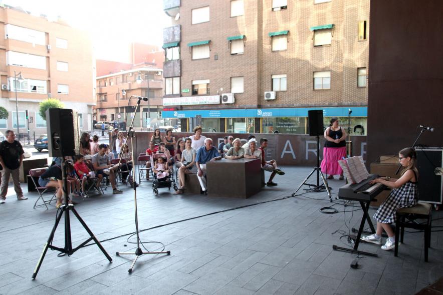 La Música Toma la Calle - Concierto en el Centro de Arte -Actuación infantil.