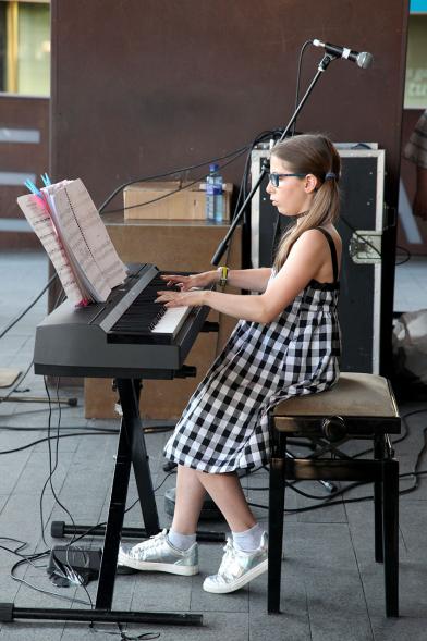 La Música Toma la Calle - Concierto en el Centro de Arte - Actuación infantil.